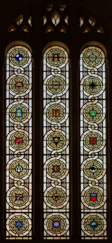 Stained glass of the chapel 2